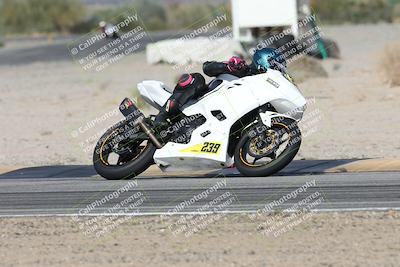 media/Nov-16-2025-Race Pace (Sun) [[8c5fa54630]]/Verified Riders/7-Turn 4 (1155am)/